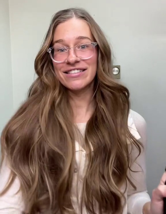 Los fanáticos no podían creer cuánto ha cambiado su cabello en tan solo unos años.