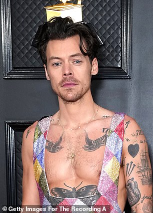 Harry fue fotografiado en 2023 antes de ser cortado