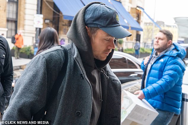 Harry llegó a la estación de Kings Cross de camino a París