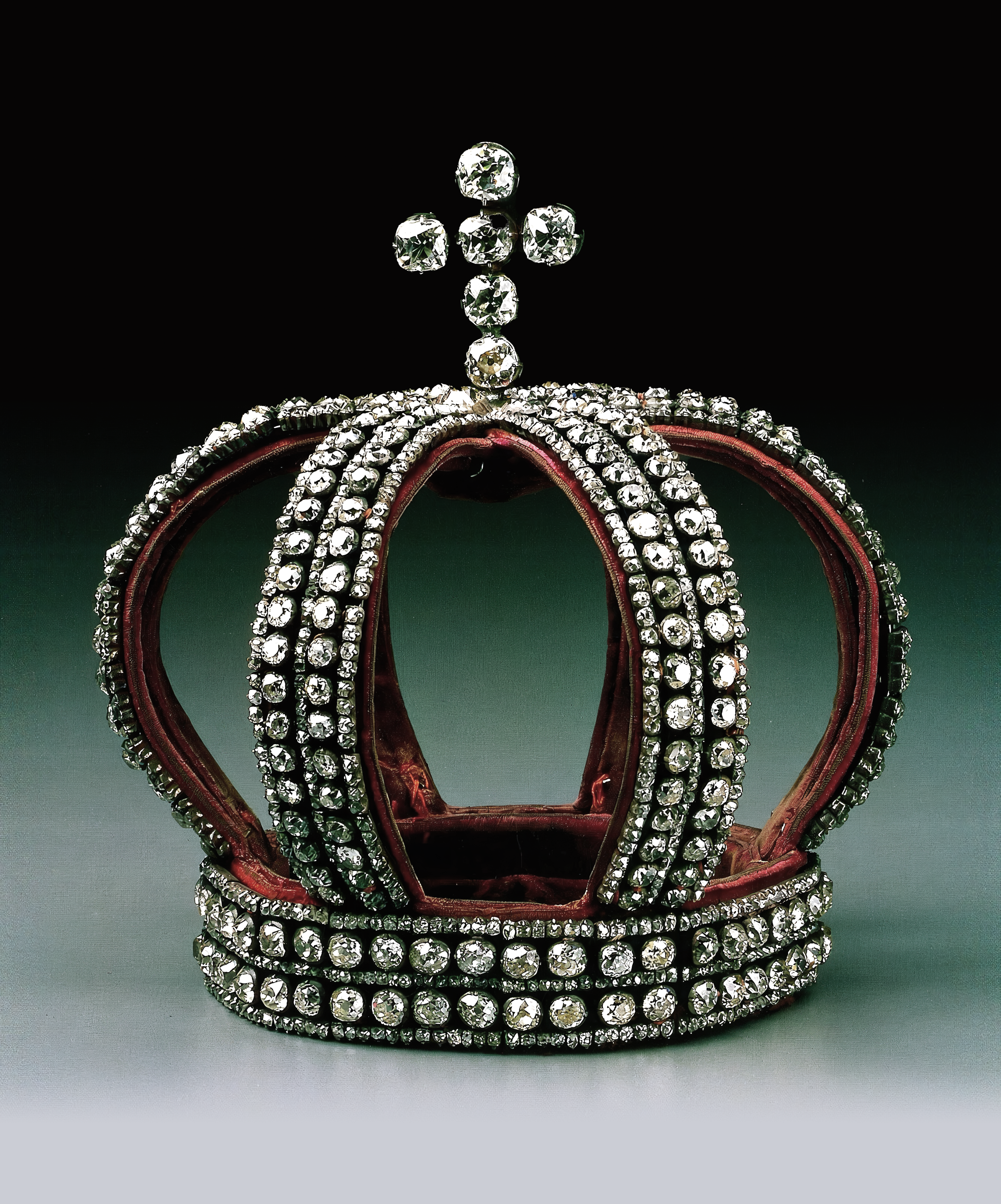 Todo lo que necesitas saber sobre Miss Universo Diamond Crown 3 Corona de Romanov: la corona del primer mundo
