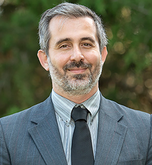 Dr. Gabriel Castro.