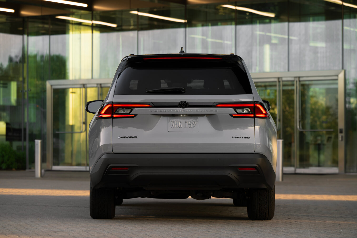Toyota Highlander EV