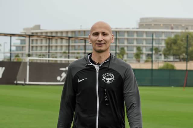 El excentrocampista del Newcastle United, Jonjo Shelvey, se retiró del juego y pasó a ser directivo.