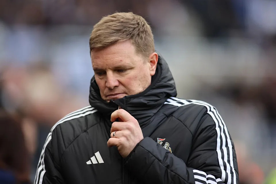     Eddie Howe, entrenador del Newcastle United, muestra frustración durante el partido de la Premier League entre Newcastle United y Everton en St. James's Park en Newcastle, el 28 de febrero de 2026. 
